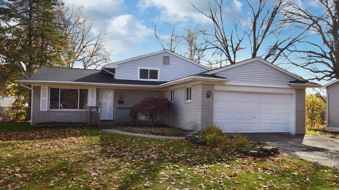 3910 Percy King Road, Oakland County, MI, 48329
